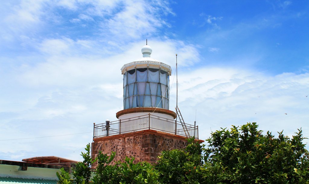 Hòn Bảy Cạnh Côn Đảo Khám phá vẻ đẹp hoang sơ của hòn đảo ngoài khơi biển Việt Nam